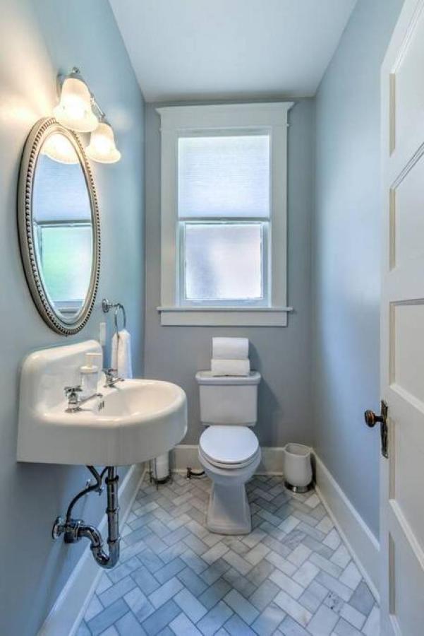 Apartment Elegant Colonial With Lovely Details And Character *
