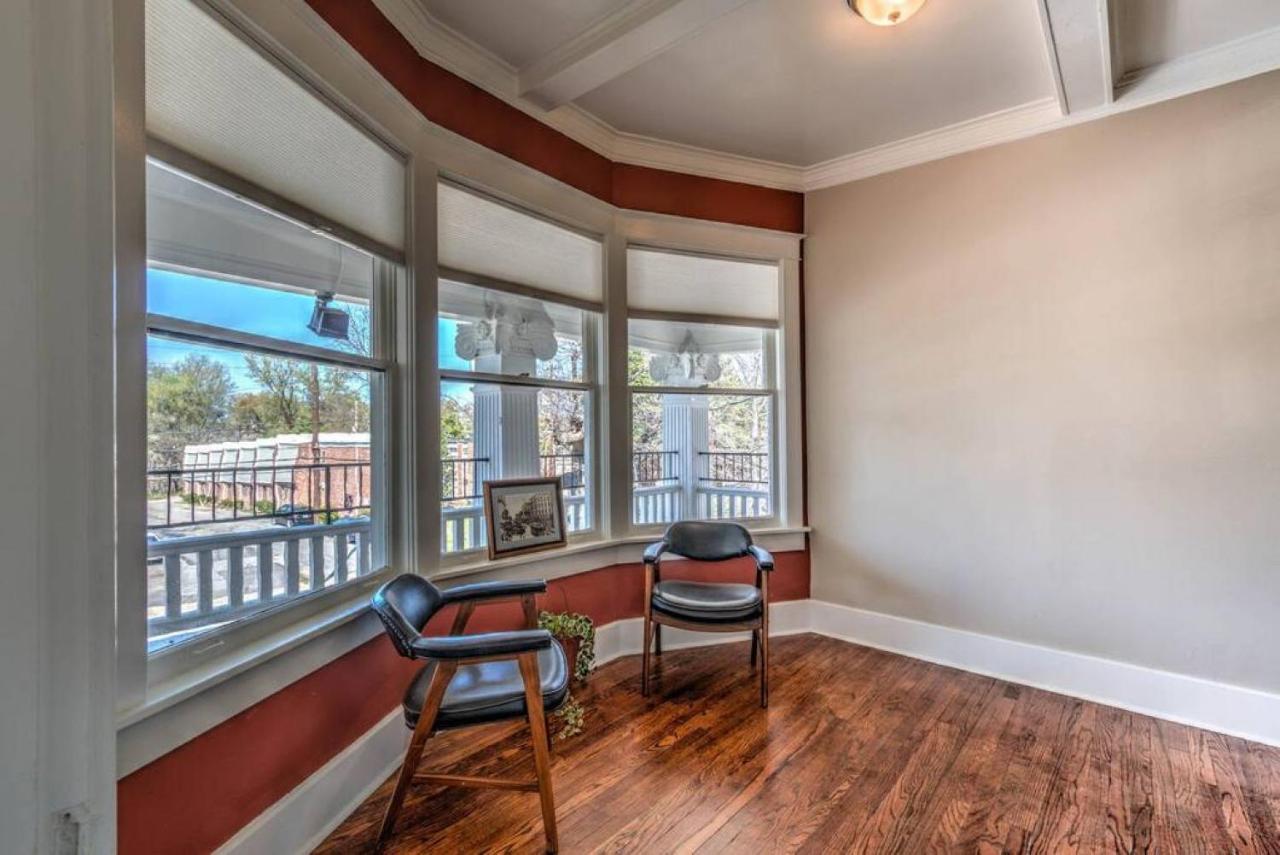 Elegant Colonial With Lovely Details And Character *